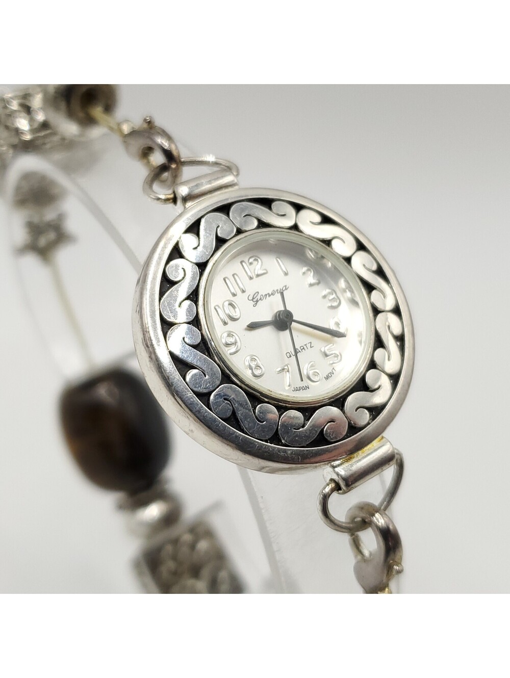 Geneva Beaded Bracelet 28mm Silver Tone Womens Watch New Battery